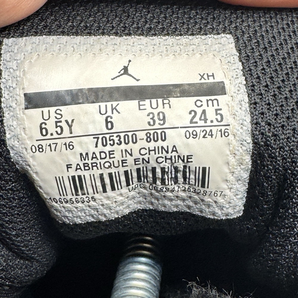 2016 Nike Air Jordan 1 Retro High GS 'Rare Air' 705300-800 Size 6.5Y Sneakers - Picture 7 of 8